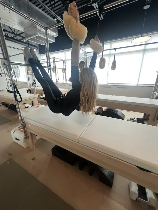 CADiLab Pilates Picture 4
