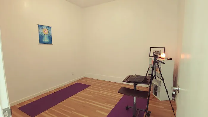 Body & Brain Yoga Tai Chi Picture 5