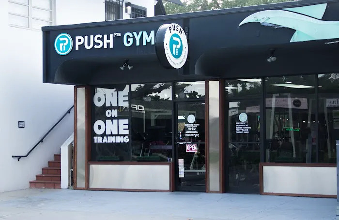 Push PTS - GYM & Fitness Center Picture 2