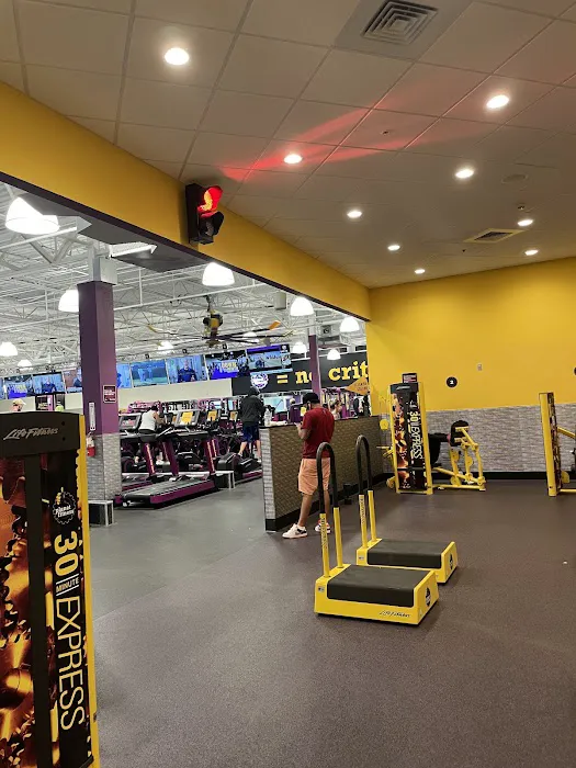 Planet Fitness Picture 1