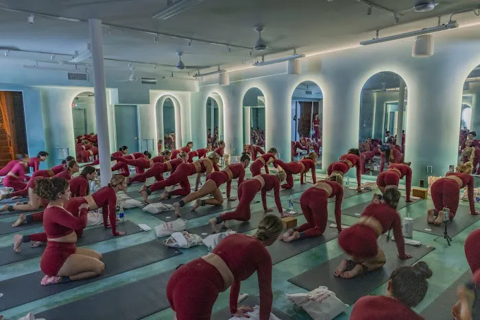 Mimi Yoga Coconut Grove Picture 7