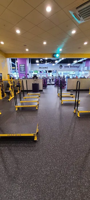 Planet Fitness Picture 6