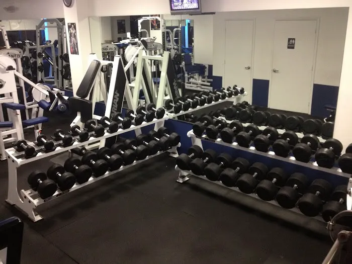 Airport Fitness Center Picture 3