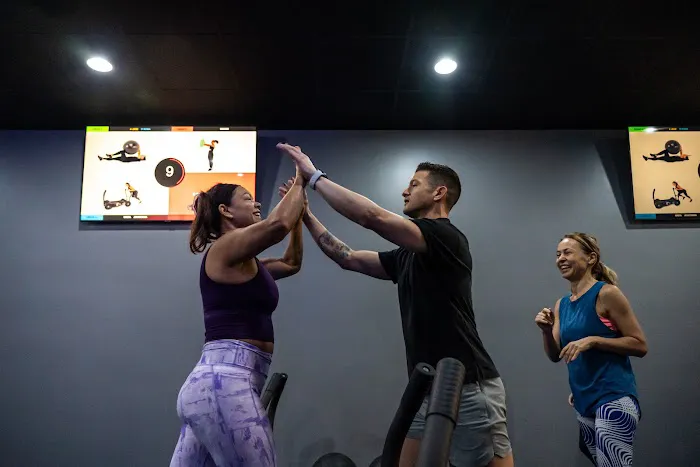 SWEAT440 Fitness Coconut Grove Picture 1