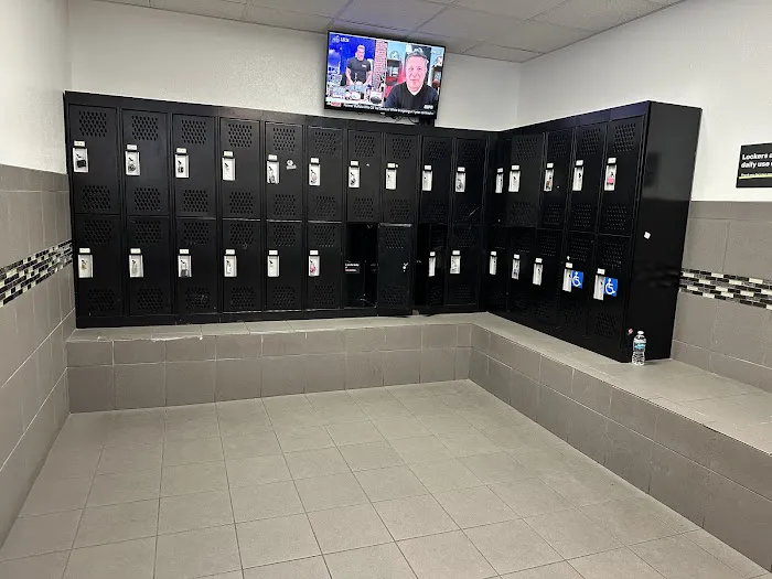 YouFit Gyms Coconut Grove Picture 4