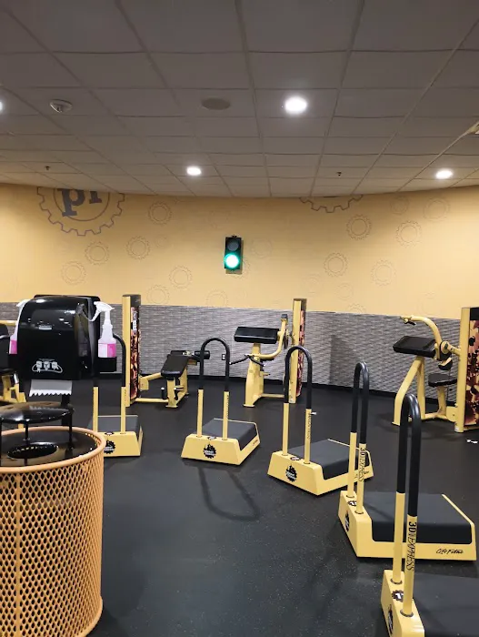 Planet Fitness Picture 5