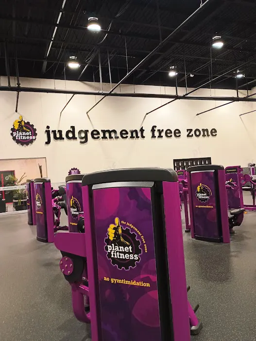 Planet Fitness Picture 4