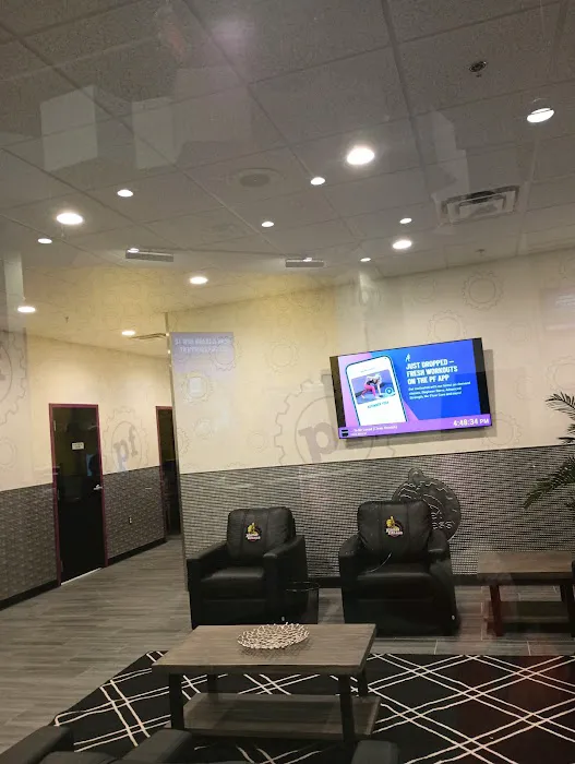 Planet Fitness Picture 3