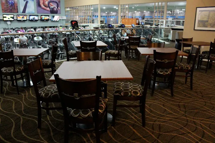 Beverly Hills Club | Health & Fitness Club Picture 4