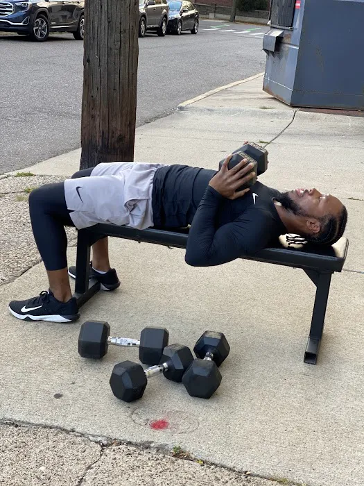 CrossFit BMW: Benchmark Workouts Picture 1