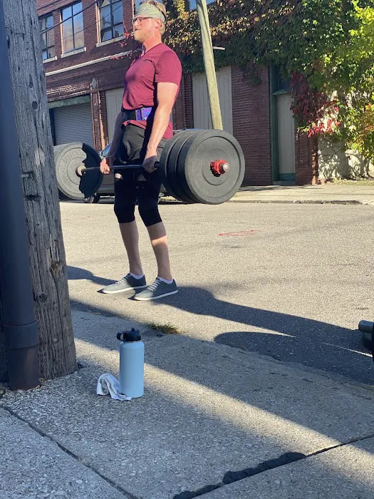 CrossFit BMW: Benchmark Workouts Picture 5