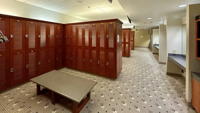 LA Fitness Picture 4