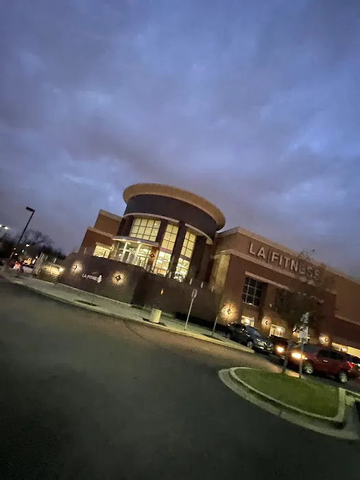 LA Fitness Picture 1