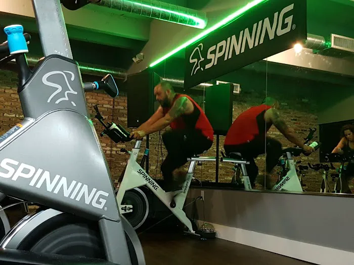 PLUS Fitness Club Picture 4
