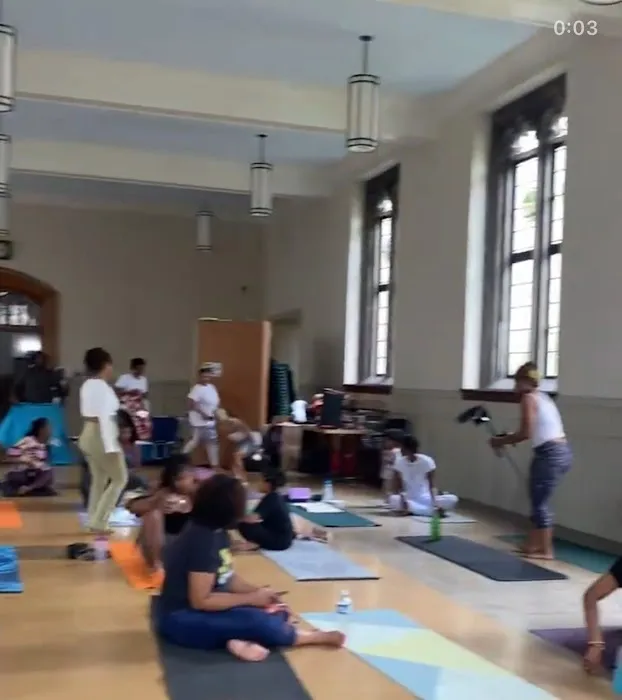 American Devanand Yoga Center Inc Picture 1