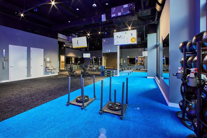 SWEAT440 Fitness Gables Picture 1