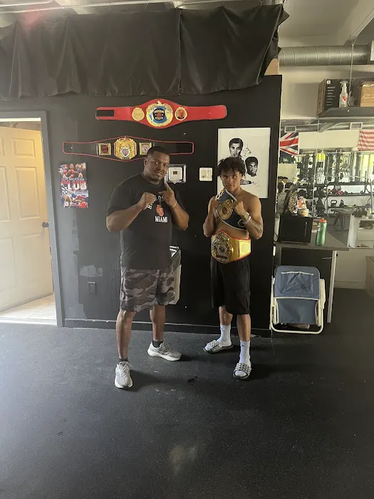 House of Pain Miami Boxing Picture 5
