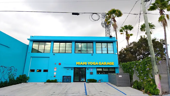 Miami Yoga Garage Picture 4