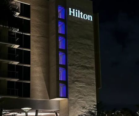 Gallery one by Hilton