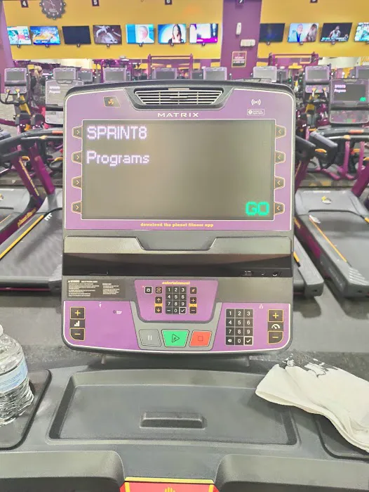 Planet Fitness Picture 4