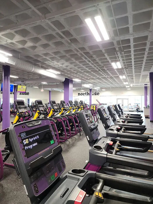 Planet Fitness Picture 7