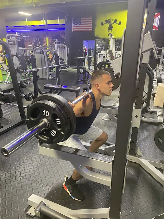 FITLIFE Fitness Gym Picture 6