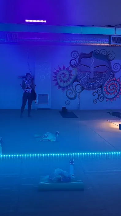 Agni Miami Picture 2