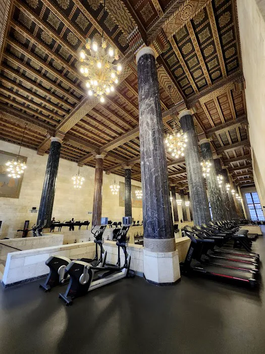 Under Armour Performance Center Picture 8