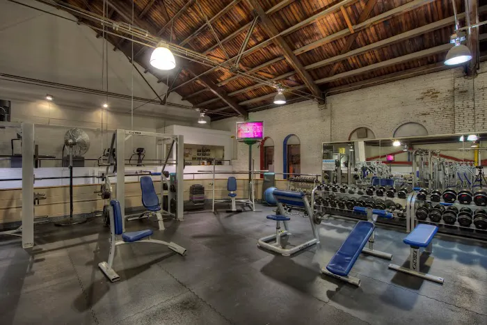 Merritt Clubs Downtown Athletic Club Picture 3