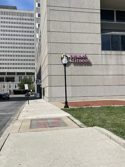 Planet Fitness Picture 3