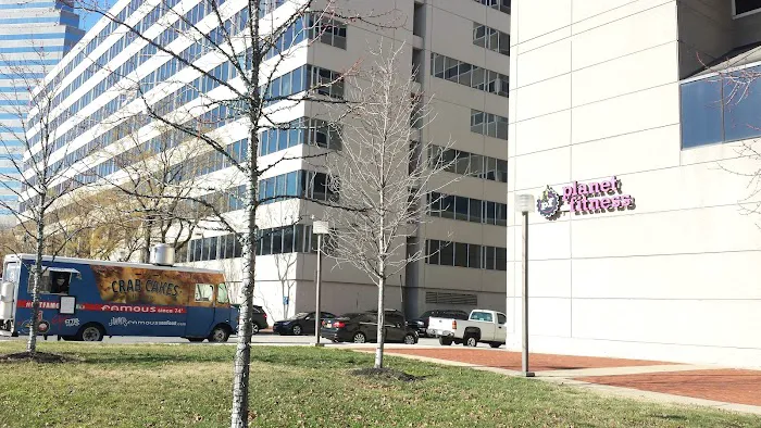 Planet Fitness Picture 8