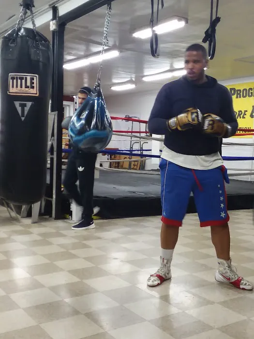 Umar Boxing Picture 4