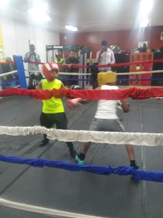 Umar Boxing Picture 7