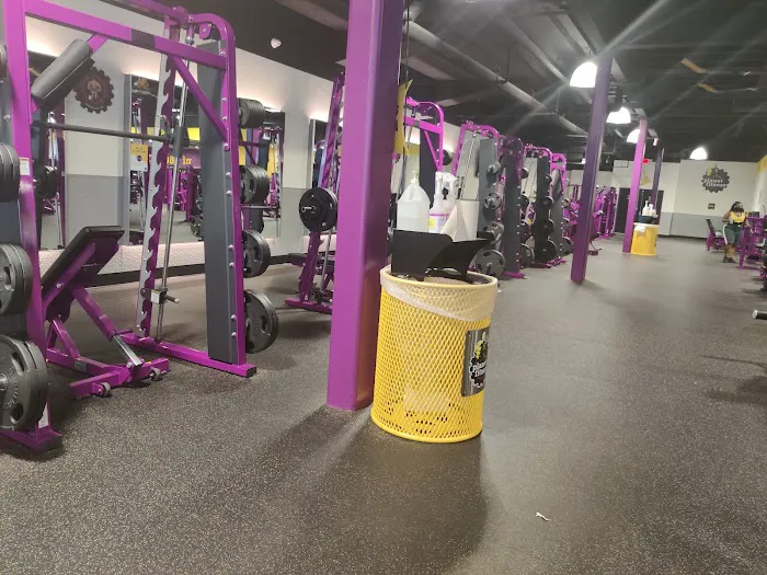 Planet Fitness Picture 1