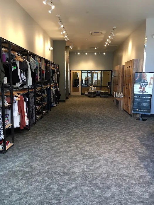 CorePower Yoga - Rotunda Picture 8