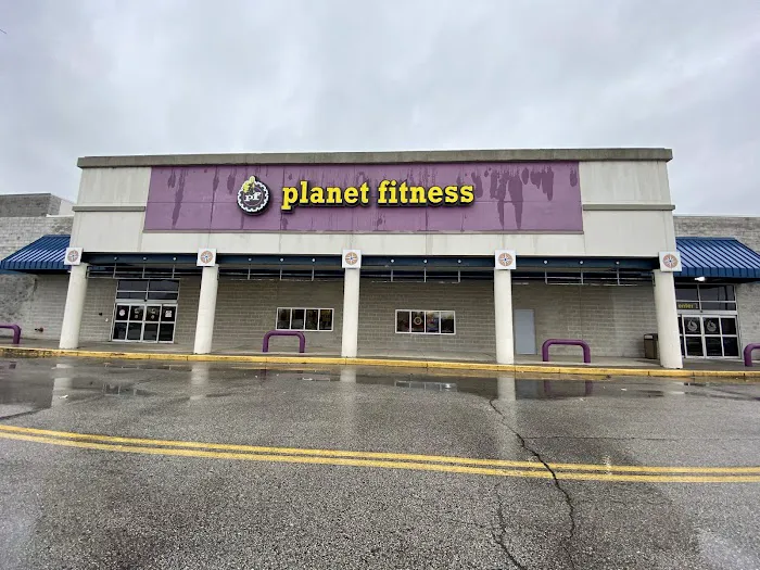 Planet Fitness Picture 4