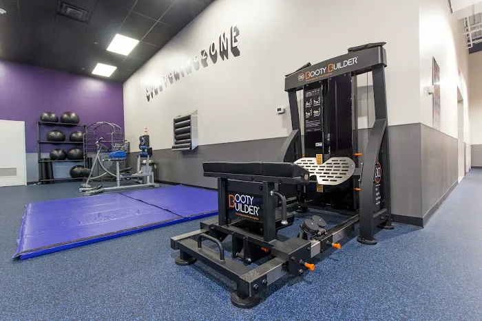 Crunch Fitness - Canton Picture 7