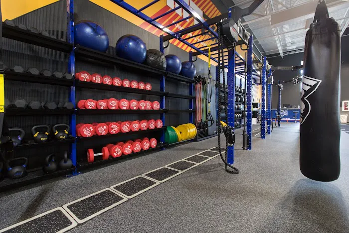Crunch Fitness - Canton Picture 4