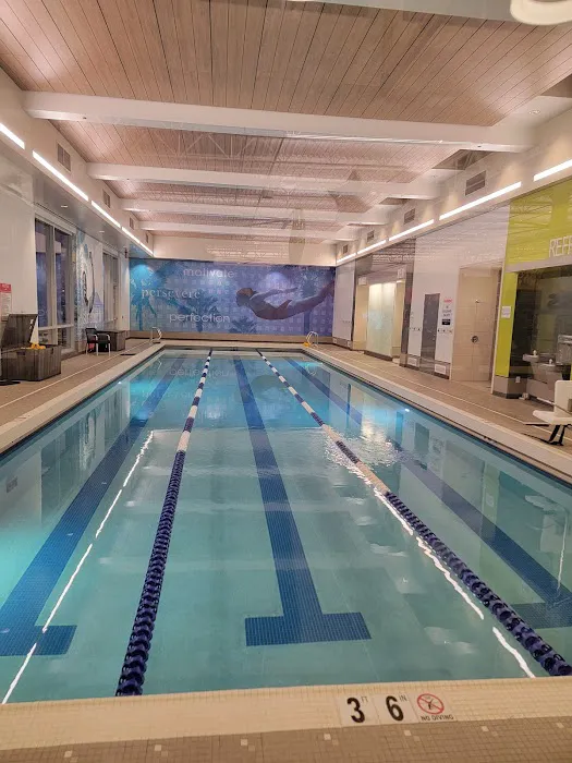 LA Fitness Picture 1