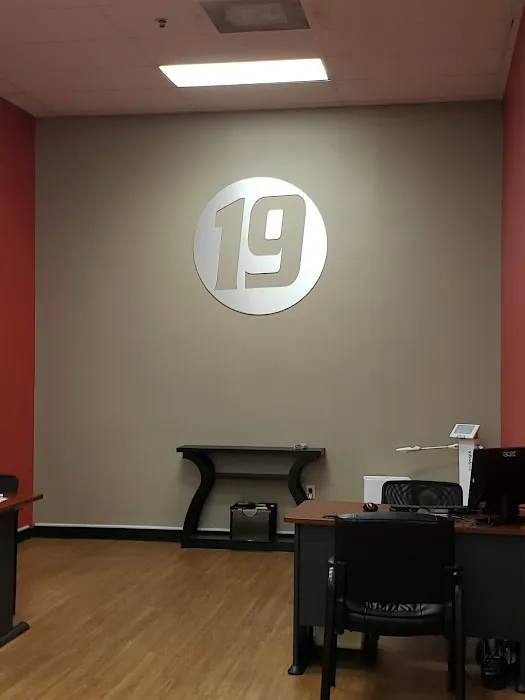 Fitness 19 Picture 7