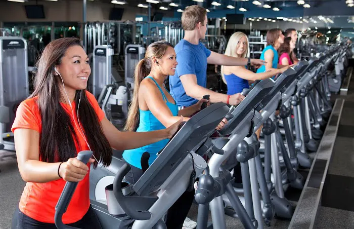 Fitness 19 Picture 3