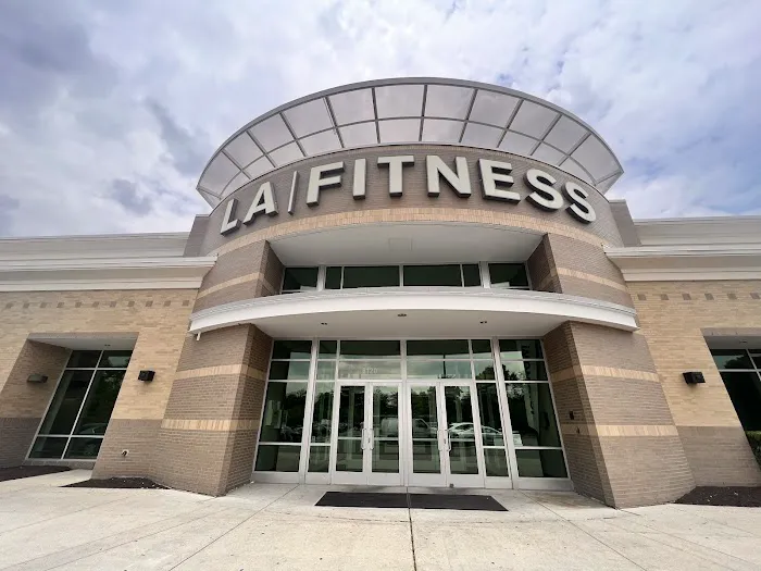 LA Fitness Picture 5