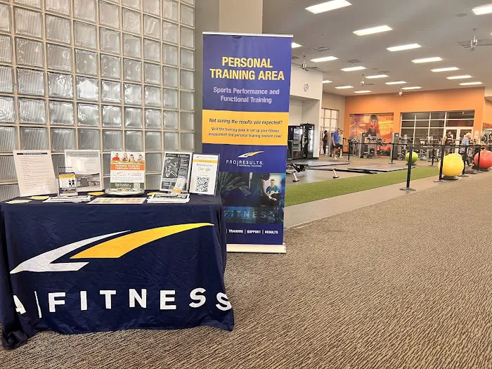 LA Fitness Picture 7