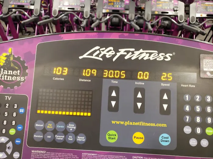 Planet Fitness Picture 5