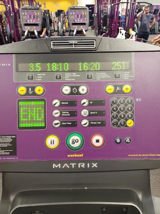 Planet Fitness Picture 7