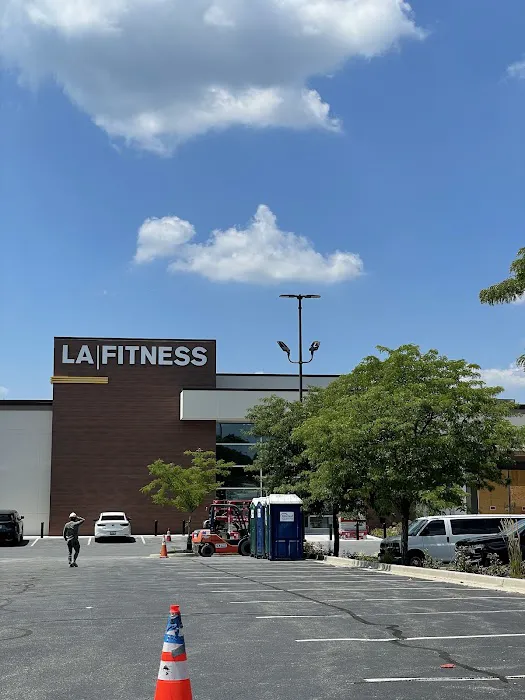 LA Fitness Picture 5
