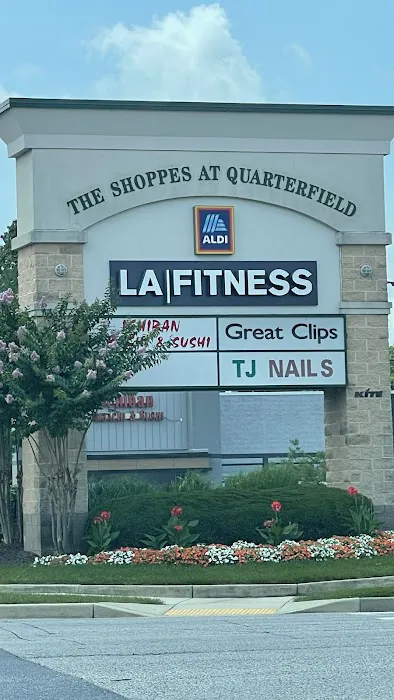 LA Fitness Picture 1