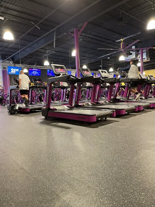 Planet Fitness Picture 3
