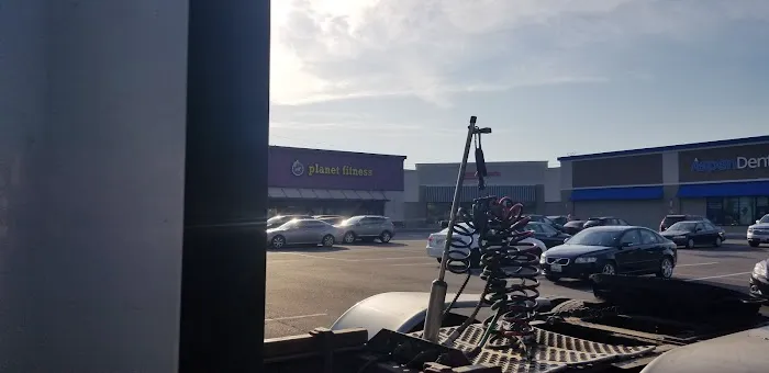 Planet Fitness Picture 8