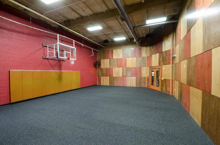 Gold's Gym Picture 1
